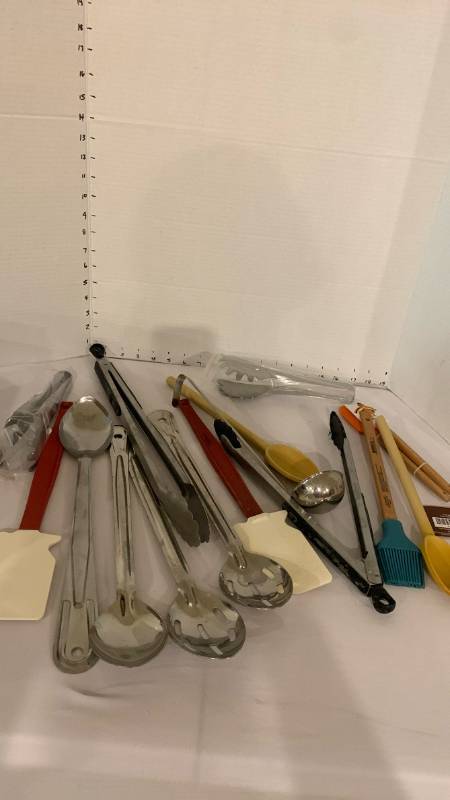 lot 2035 image: Assorted Kitchen Utensil Lot Tongs Ladles Slotted Spoons Spatulas Brush