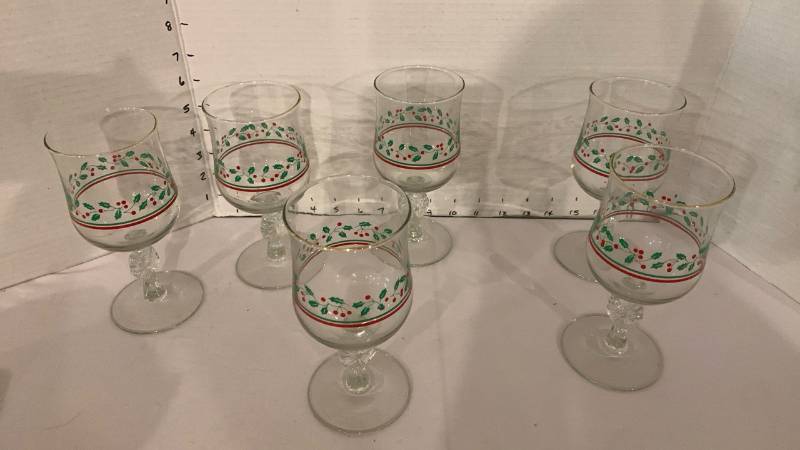 lot 2041 image: 6 Holly Berry Stemmed Goblets Red and Green Band