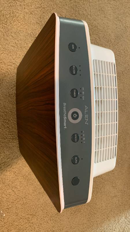 lot 2062 image: Alen BreatheSmart Air Purifier 120V 60Hz 110W BreatheSmart