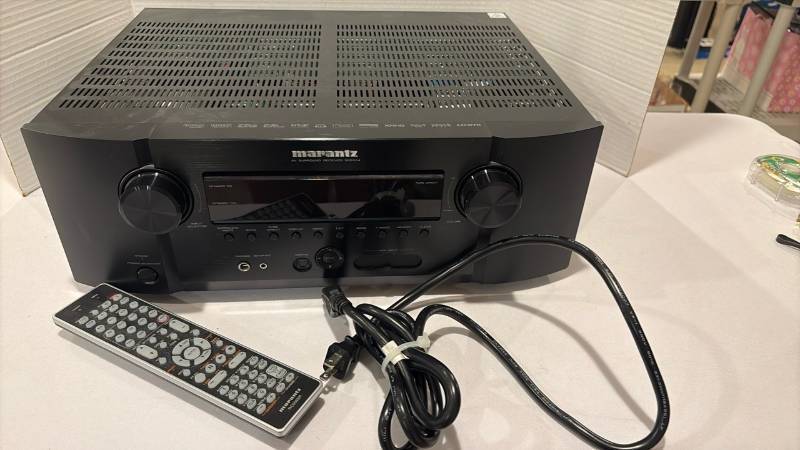 lot 2108 image: Marantz Receiver