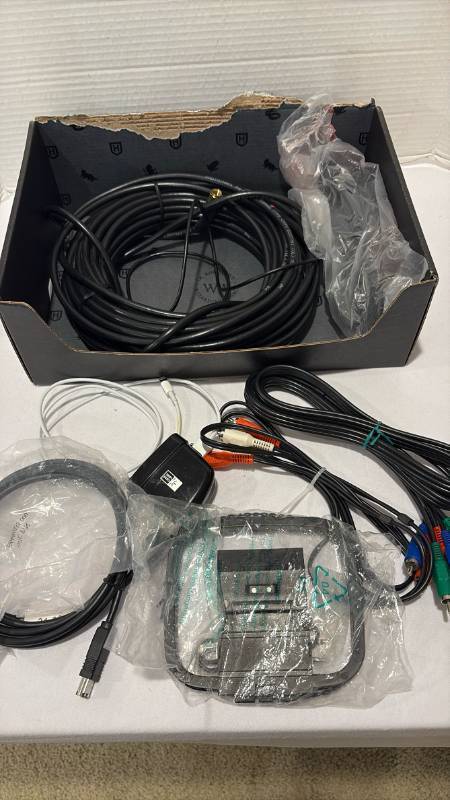 lot 2120 image: Cables