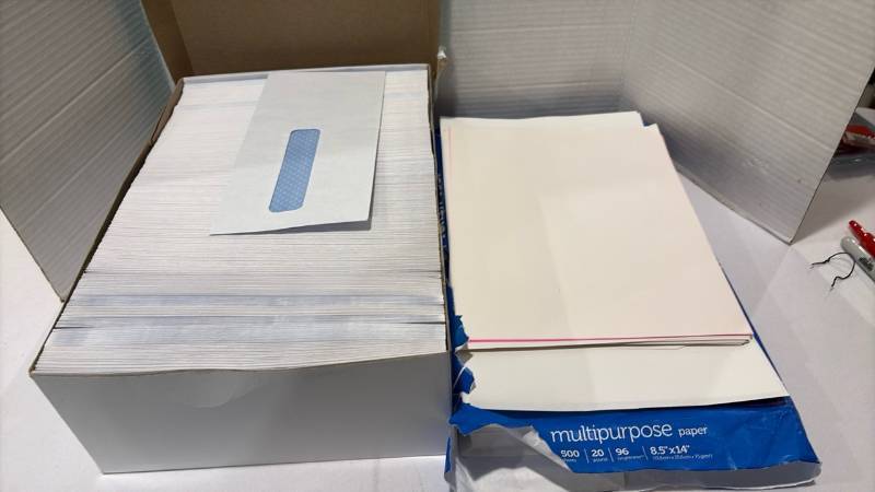 lot 2134 image: Window envelopes and printer paper