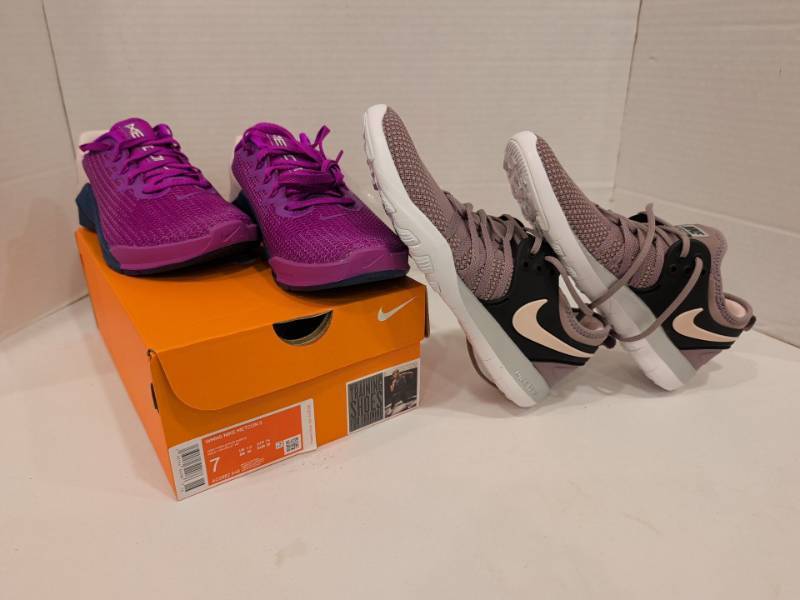 lot 2232 image: Nike womens sneakers size 7 and 6.5, both appear brand new