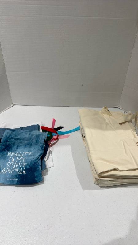 lot 2318 image: Sephora Play Drawstring Pouch Lot with Cream Tote Bags