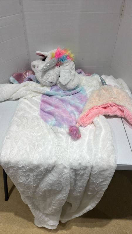 lot 2332 image: Unicorn Plush Lot with Faux Fur Mane Size M Polyester Shell