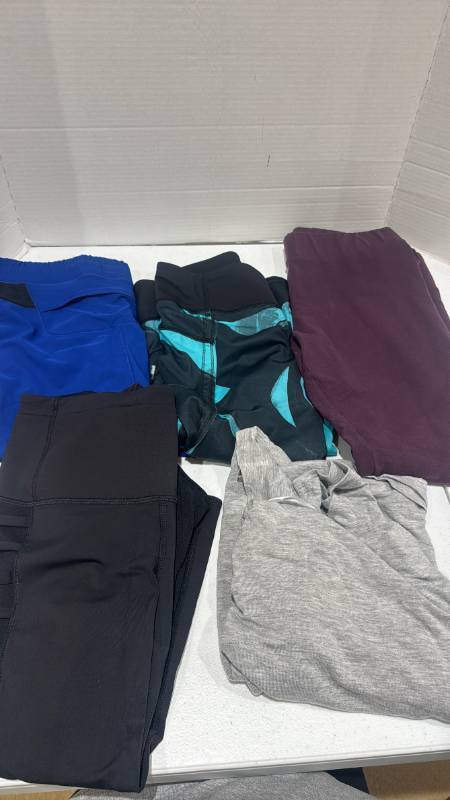 lot 2373 image: Lulu lemon leggings, and more athletic clothing size L and M