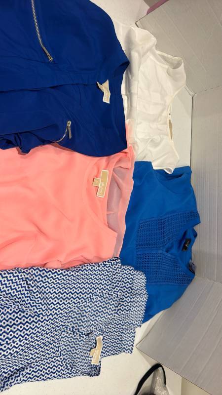 lot 2394 image: Michael Kors and other tops size M