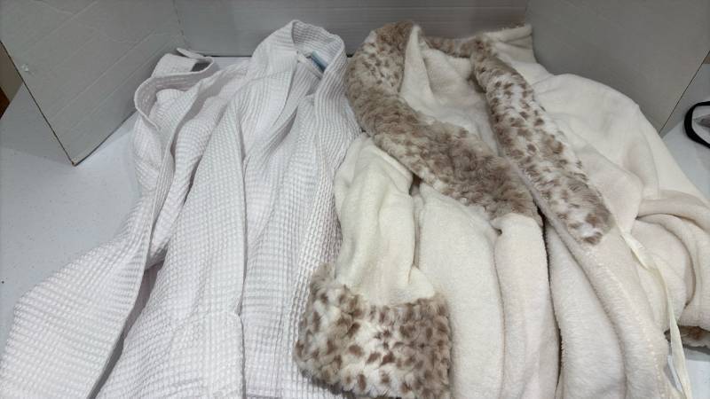 lot 2404 image: Robes size large