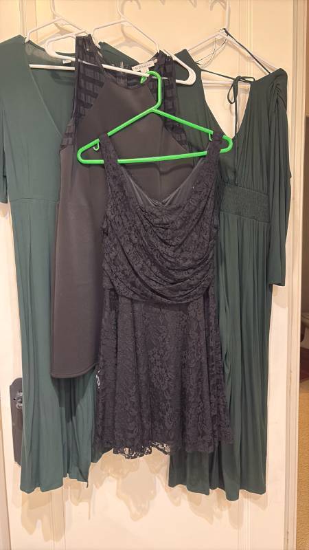 lot 2422 image: Dresses size large