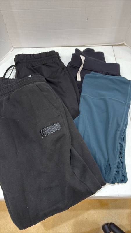 lot 2442 image: Ladies pants lululemon and more