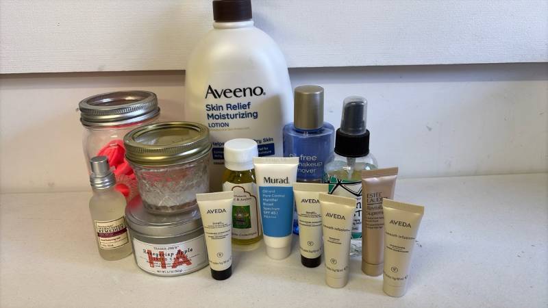 lot 3035 image: Skin care and more