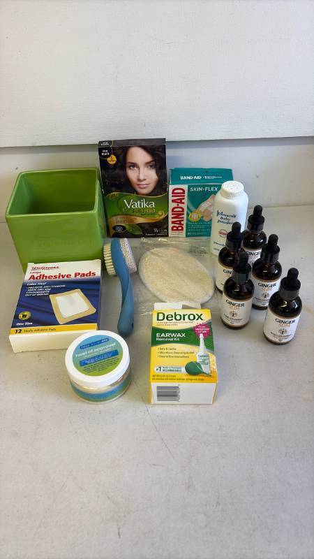 lot 3041 image: Health and beauty aids