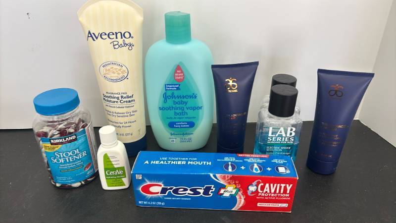 lot 3058 image: Lotion and more