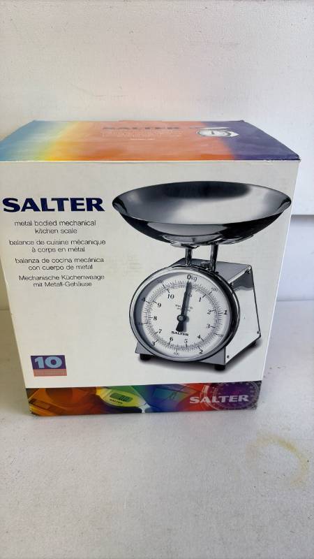 lot 3062 image: Salter kitchen scale