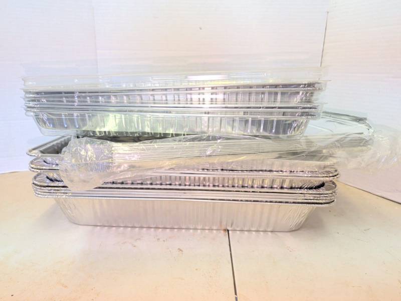 lot 3303 image: Aluminum foil steam table and oblong pans with clear plastic dome lids