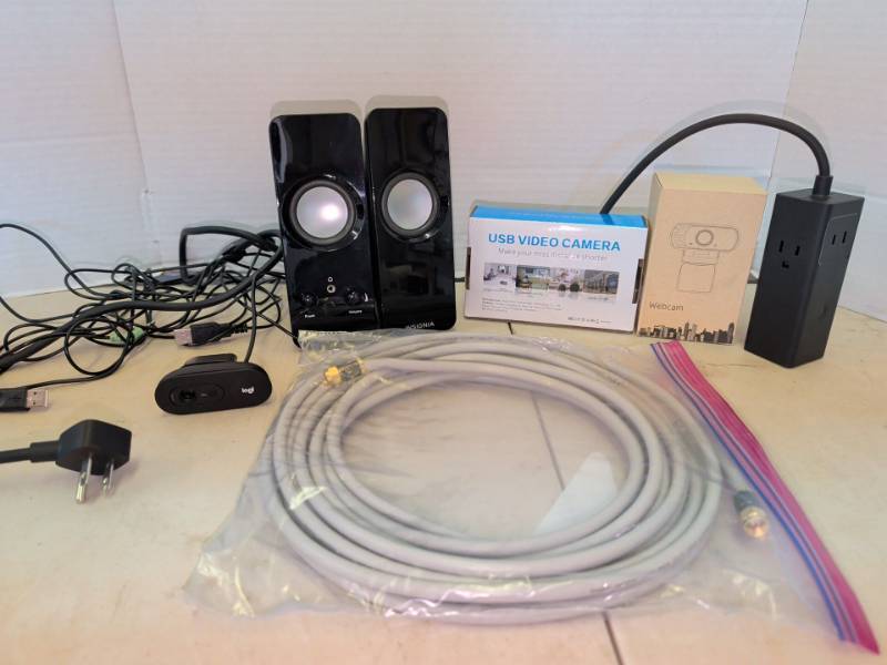 lot 3330 image: Lot Insignia Speakers, Logi 720p Webcam, USB Video Camera, F-Connector Cable