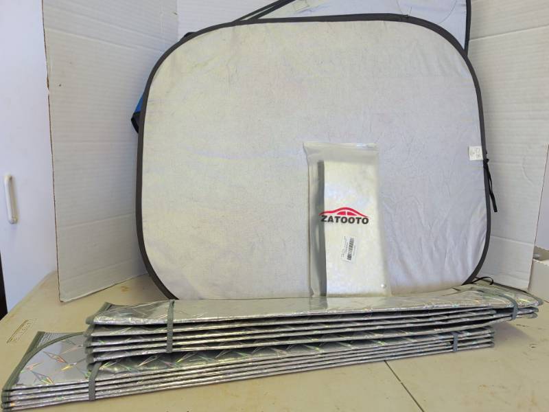 lot 3339 image: Windshield Sunshade Lot Pop-Up and Folding Sun Shades