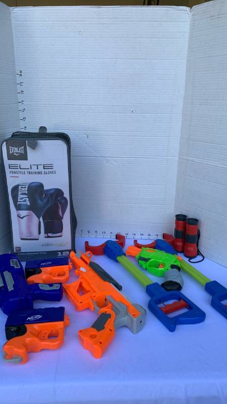 lot 3403 image: Elite boxing gloves, Nerf toys, and more