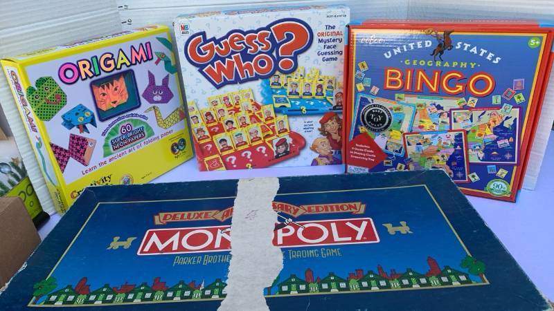 lot 3416 image: Board Game Lot Guess Who Monopoly Deluxe Origami US Geography Bingo