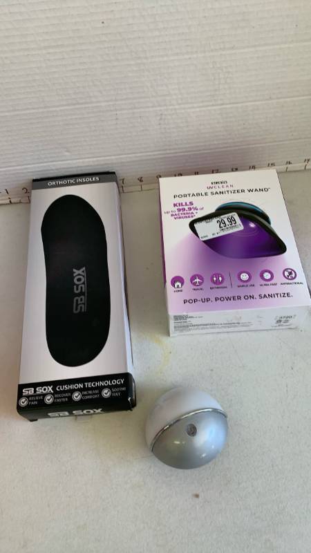 lot 3455 image: HoMedics UV Clean Portable Sanitizer Wand with SB SOX Orthotic Insoles  size small