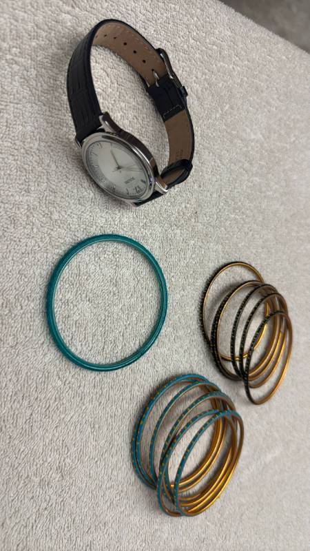 lot 1534 image: Wrist watch with Black Strap and Bangle Bracelet Lot