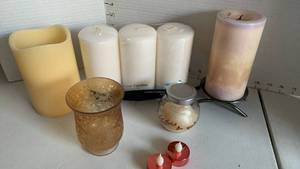 lot 3465 image: Assorted candles