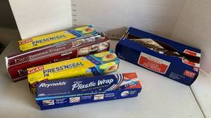 lot 3612 image: Plastic wrap, parchment paper and aluminum foil sheets
