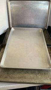 lot 3615 image: Cookie sheets