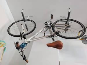 lot 3700 image: Trek Bicycle 7200 Model