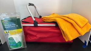 lot 4122 image: Gila Complete Window Film Application Kit 16 fl oz with Towels and Collapsible insulated Bag