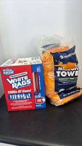 lot 4123 image: Tool Box White Rags 200 Towels  Members Mark Microfiber Towels 16 in