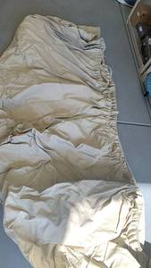 lot 4135 image: 2 Outdoor furniture covers