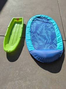 lot 4200 image: Paricon Green Plastic Sled Model 648 with Blue Pool Float Lot
