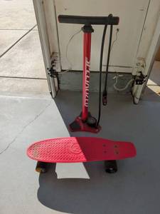 lot 4202 image: Specialized Air Tool Comp Floor Pump and skateboard