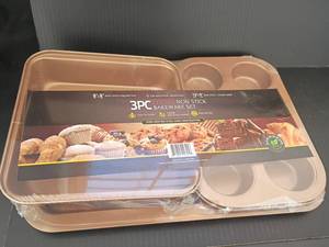 lot 4312 image: New   3pcs Copper Bake Set