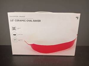 lot 4323 image: New in Box.  10in Ceramic Oval Baker