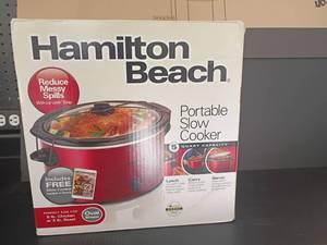 lot 4324 image: New in Box.  Hamilton Beach Portable Slow Cooker.  5 quart capacity
