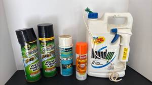 lot 4404 image: Pest & Weed Sprays Spectracide Wasp Killer, Ortho Max Fogger, Roundup