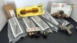 lot 4411 image: Gilmour Hose Connectors, Wagner Flexible Extension, No-Dig Landscape Edging