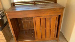 lot 5005 image: Wooden Outdoor Cabinet with Inset Black Tub and Sliding Doors 36x44x20