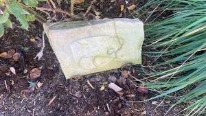lot 5028 image: Carved KState stonewith 13x9