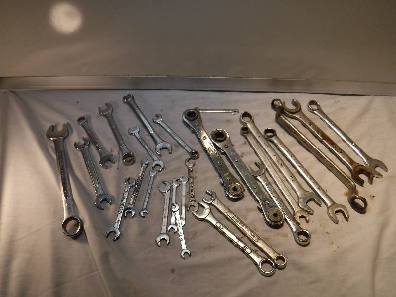 lot 1062 image: Misc wrench lot includes MatCo
