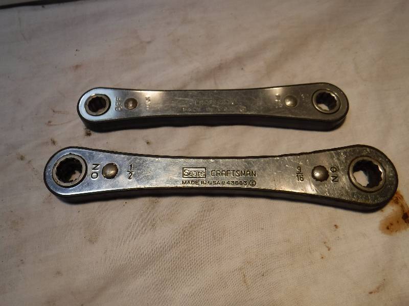 lot 1067 image: craftsman ratcheting wrench