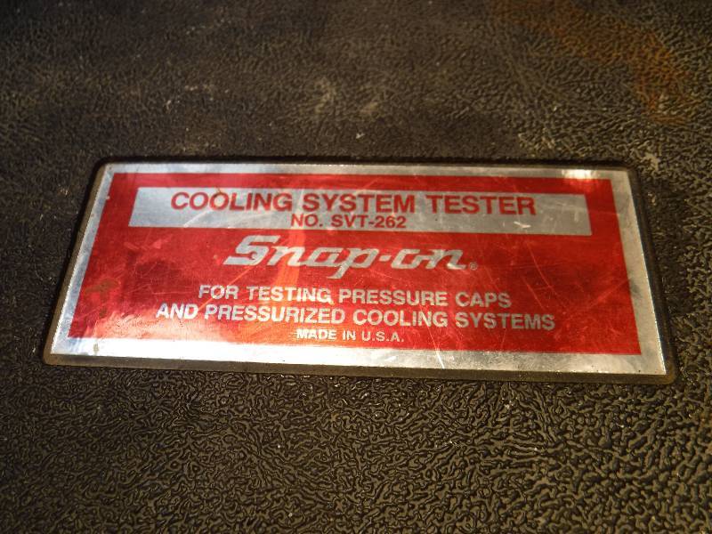 lot 1120 image: Snap on Cooling system tester in case