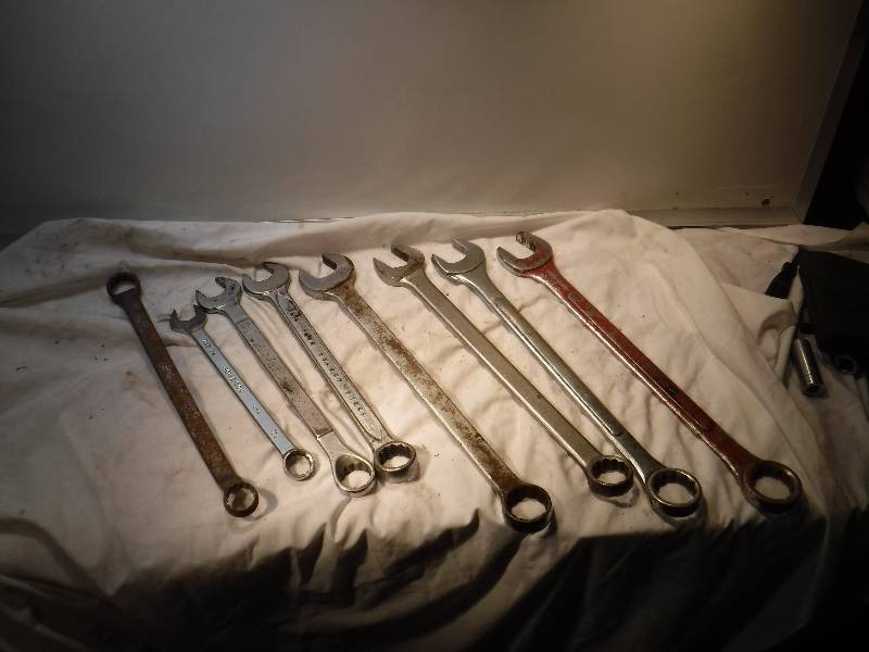 lot 1132 image: 8 mixed wrenches