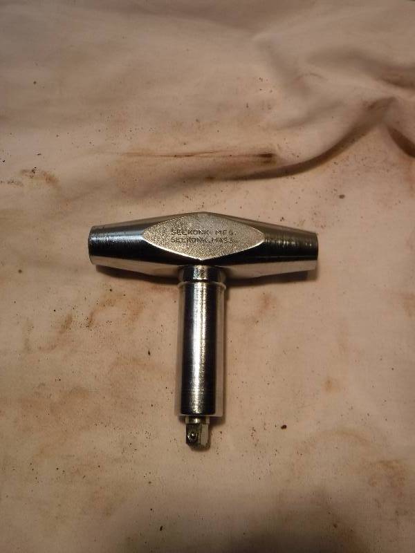 lot 1177 image: 14 drive palm t handle