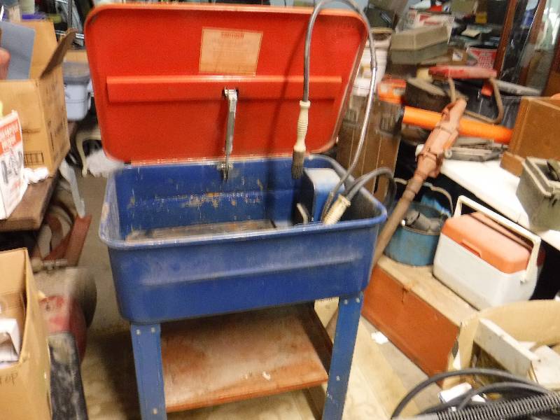 lot 1181 image: Parts washer