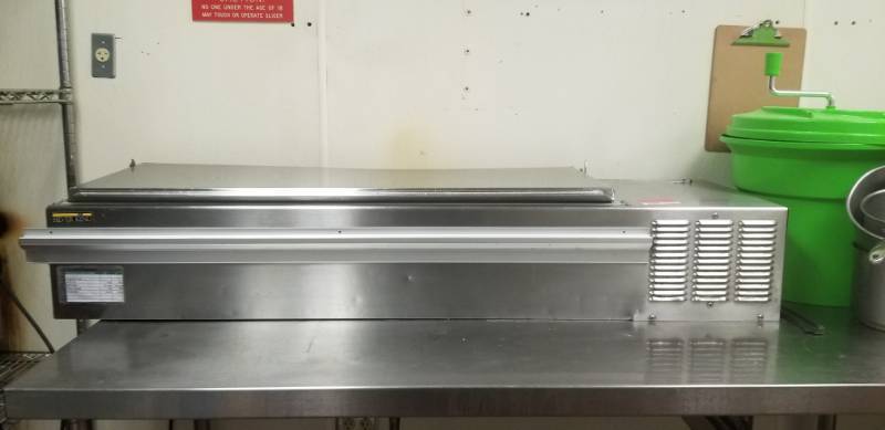 lot 9524 image: Silver King Counter Top Prep Line