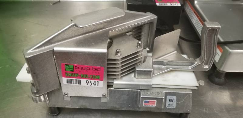 lot 9541 image: Nemco Tomato Slicer