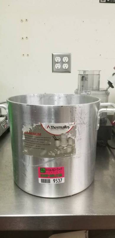 lot 9538 image: Thermalloy Aluminum 20Qt Stock Pot